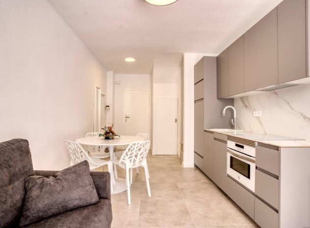 Herverkoop - Appartement - Torrevieja - Playa del Cura