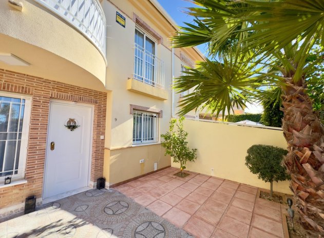 Herverkoop - Rijwoning - Rojales - Doña Pepa