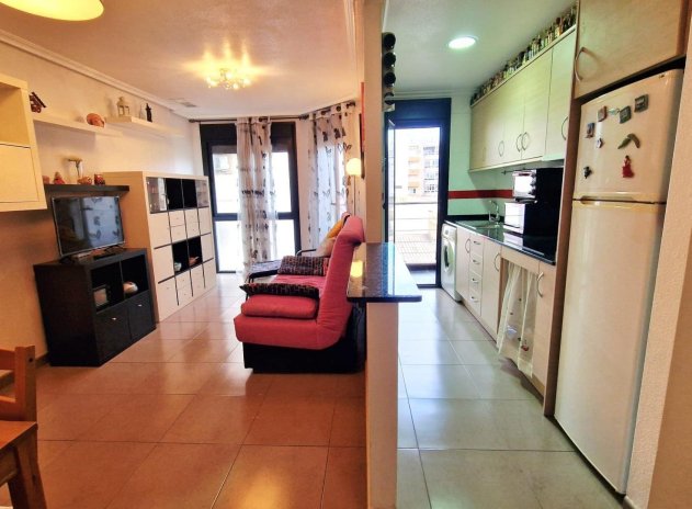 Resale - Apartment / Flat * - Torrevieja *