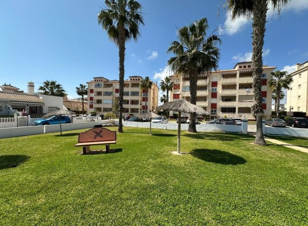 Herverkoop - Appartement - Orihuela Costa - La Chismosa