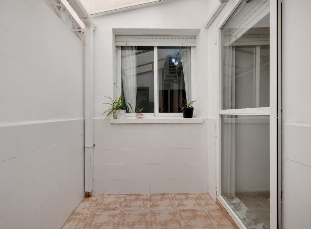 Wiederverkauf - Wohnung - Torrevieja
