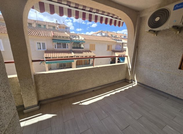 Herverkoop - Appartement - Torrevieja - Acequion