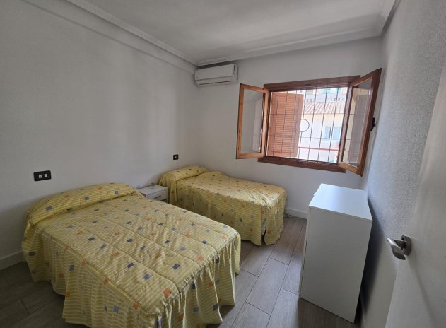 Herverkoop - Appartement - Torrevieja - Acequion