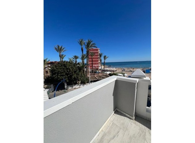 Resale - Apartment / Flat * - Torrevieja *