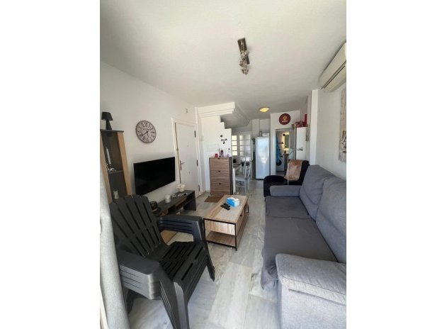 Resale - Apartment / Flat * - Torrevieja *