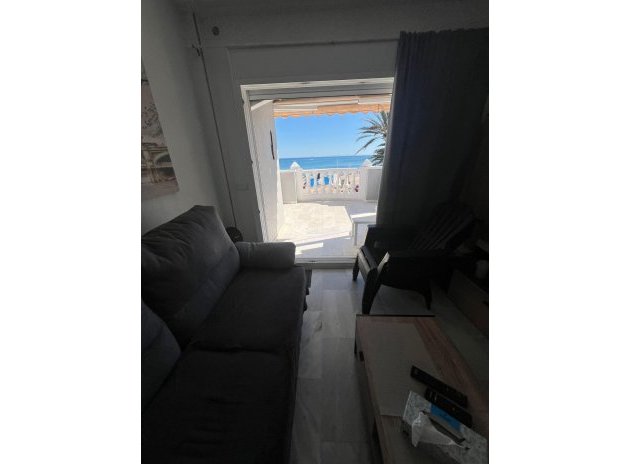 Resale - Apartment / Flat * - Torrevieja *