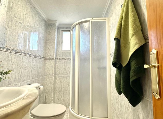 Herverkoop - Appartement - Torrevieja - La Siesta