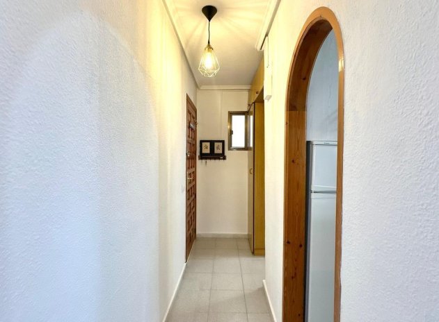 Herverkoop - Appartement - Torrevieja - La Siesta