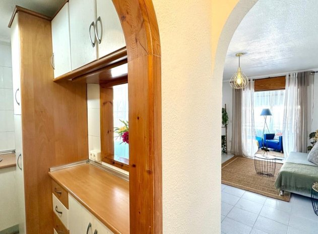 Herverkoop - Appartement - Torrevieja - La Siesta
