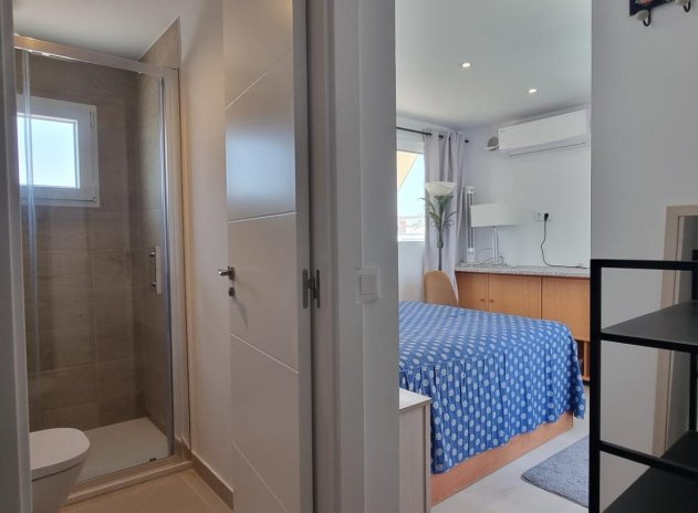 Revente - Maison mitoyenne - Torrevieja