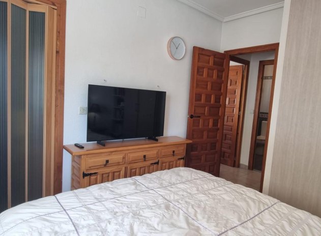 Revente - Maison mitoyenne - Torrevieja
