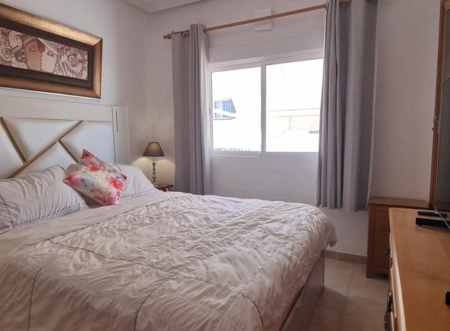 Revente - Maison mitoyenne - Torrevieja