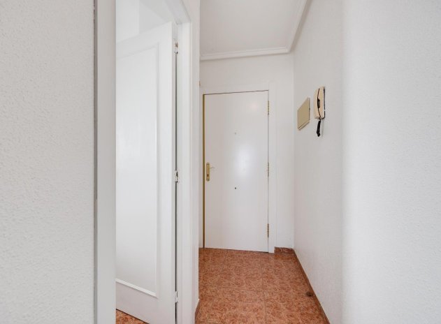 Herverkoop - Appartement - Torrevieja - La Siesta