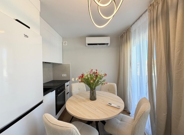 Resale - Apartment / Flat * - San Miguel de Salinas * - 03193