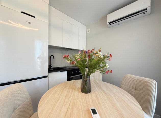 Resale - Apartment / Flat * - San Miguel de Salinas * - 03193