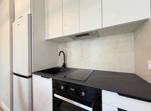 Resale - Apartment / Flat * - San Miguel de Salinas * - 03193