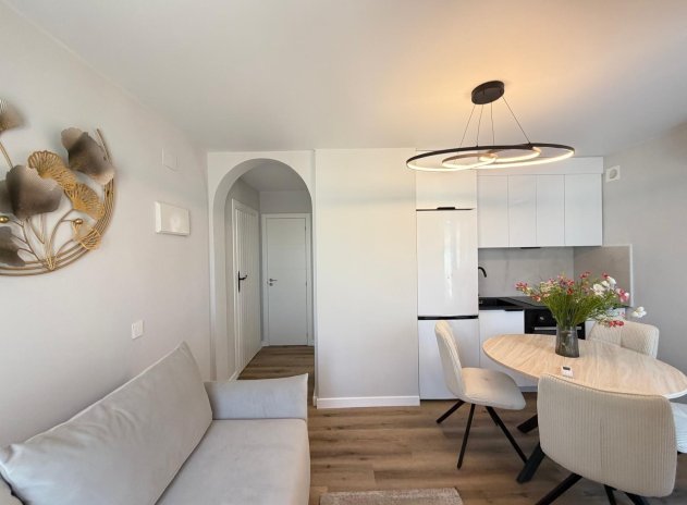 Resale - Apartment / Flat * - San Miguel de Salinas * - 03193