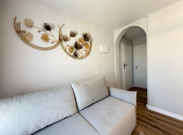 Resale - Apartment / Flat * - San Miguel de Salinas * - 03193
