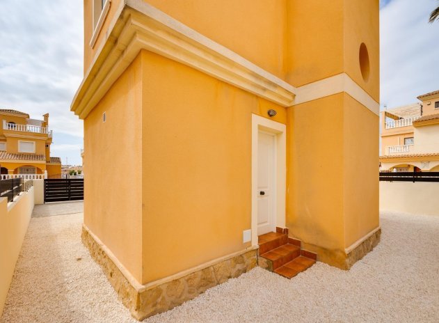 Herverkoop - Villa - Algorfa - Costa blanca sur