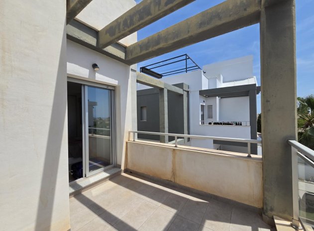 Herverkoop - Rijwoning - Orihuela Costa - Montezenia