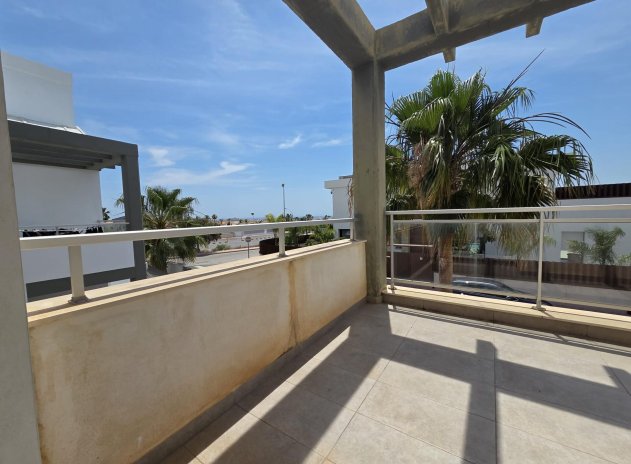 Herverkoop - Rijwoning - Orihuela Costa - Montezenia
