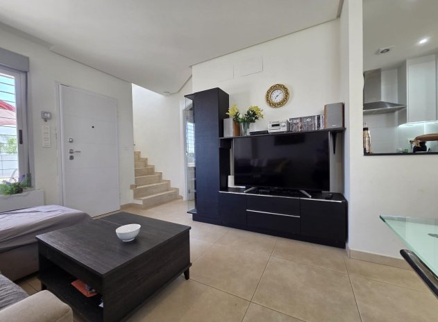 Herverkoop - Rijwoning - Orihuela Costa - Montezenia