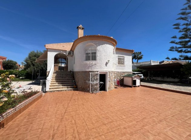 Herverkoop - Villa - Torrevieja - La Siesta