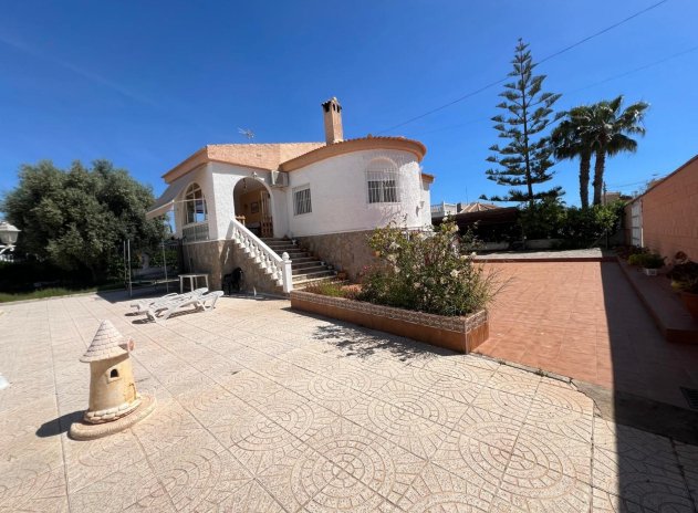 Herverkoop - Villa - Torrevieja - La Siesta