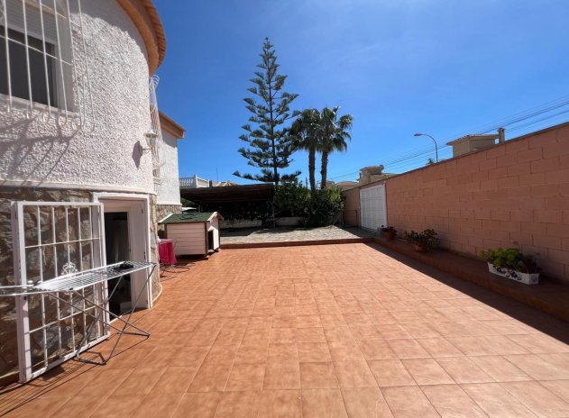 Herverkoop - Villa - Torrevieja - La Siesta