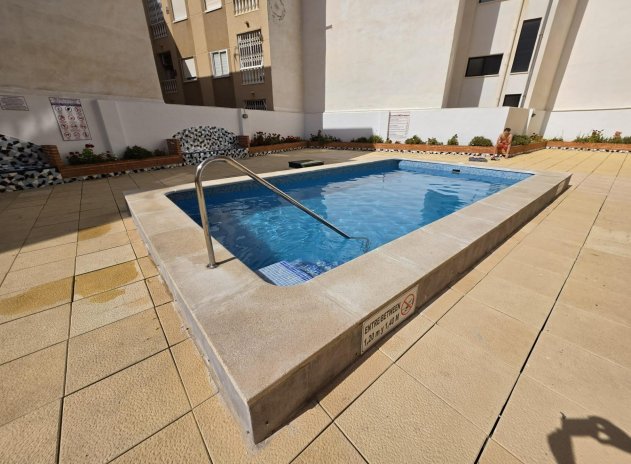 Wiederverkauf - Wohnung - Torrevieja
