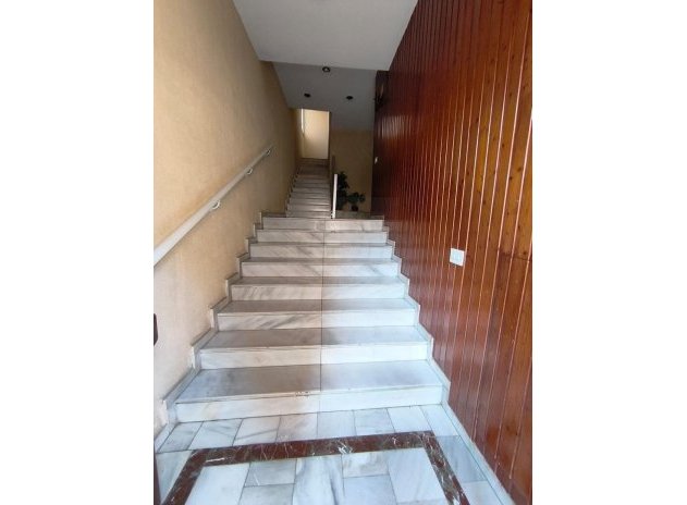 Resale - Apartment / Flat * - Torrevieja *