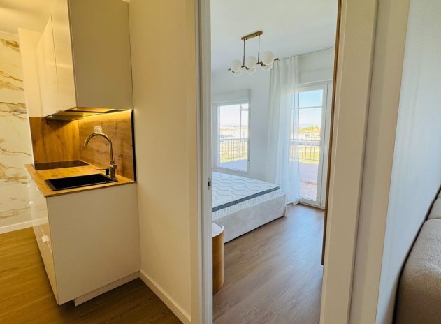 Herverkoop - Appartement - Torrevieja - Punta Prima