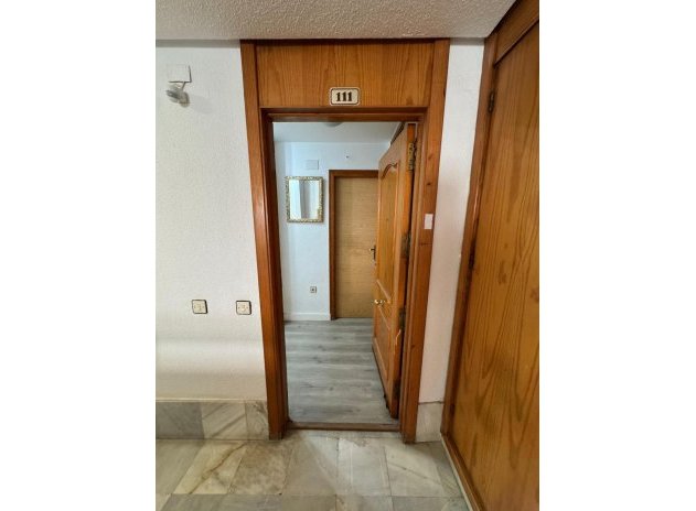Resale - Apartment / Flat * - Torrevieja *
