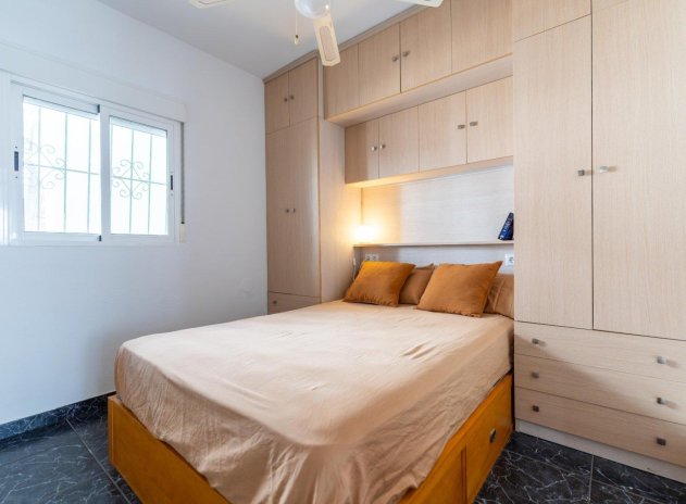 Herverkoop - Appartement - Torrevieja - Acequion