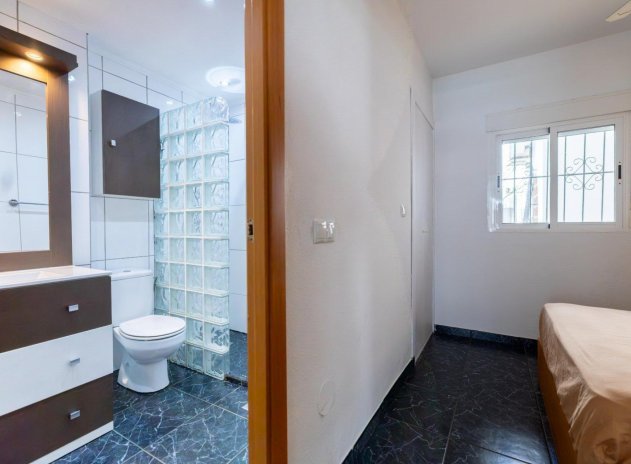 Herverkoop - Appartement - Torrevieja - Acequion