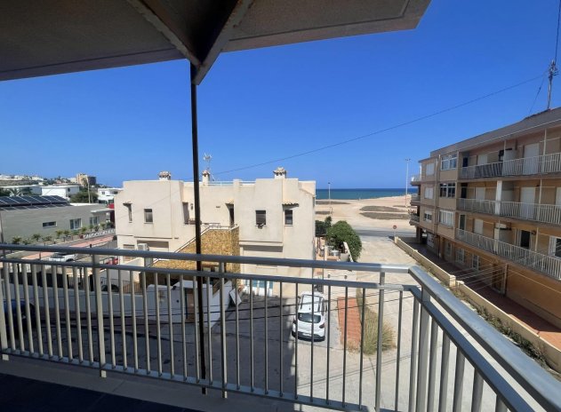 Resale - Apartment / Flat * - Torrevieja * - Miramar - Torre del Moro