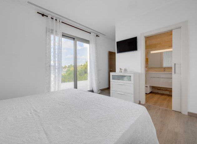 Reventa - Apartamento / Piso - San Miguel de Salinas