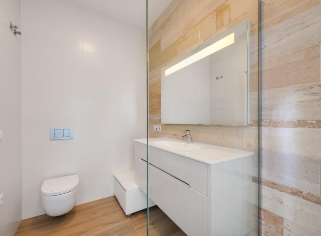 Reventa - Apartamento / Piso - San Miguel de Salinas