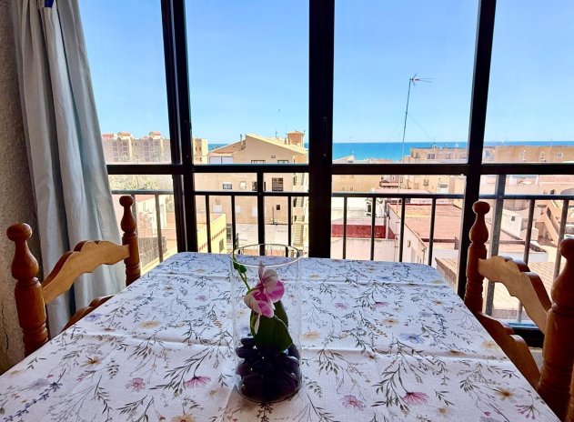Reventa - Apartamento / Piso - Torrevieja