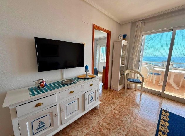 Resale - Apartment / Flat * - Torrevieja *