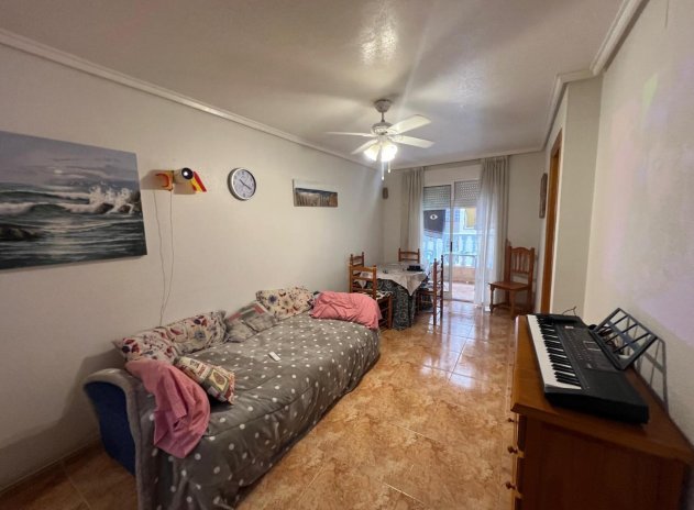 Herverkoop - Appartement - Torrevieja - Parque de las Naciones