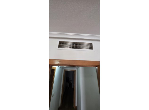Resale - Apartment / Flat * - Torrevieja *