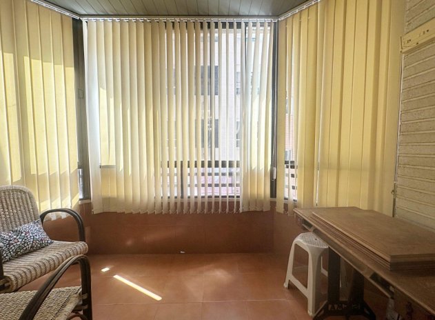Resale - Apartment / Flat * - Torrevieja *