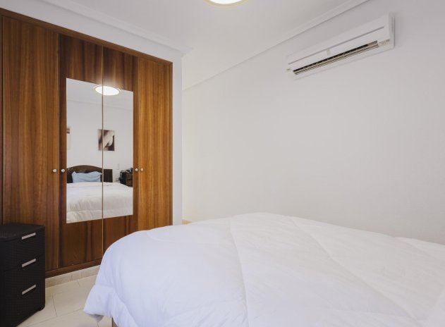 Herverkoop - Villa - Torrevieja - Aguas Nuevas