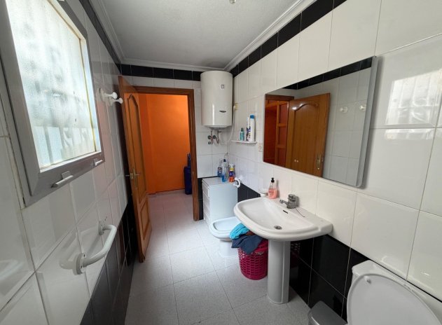 Wiederverkauf - Wohnung - Torrevieja
