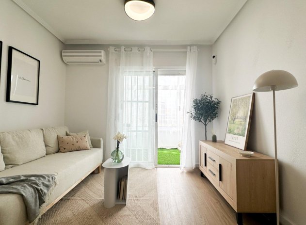 Herverkoop - Appartement - Orihuela Costa - Punta Prima