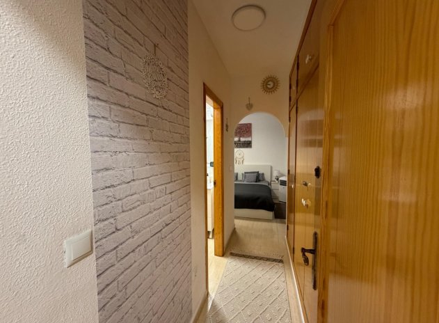 Herverkoop - Appartement - Torrevieja - Playa del Cura