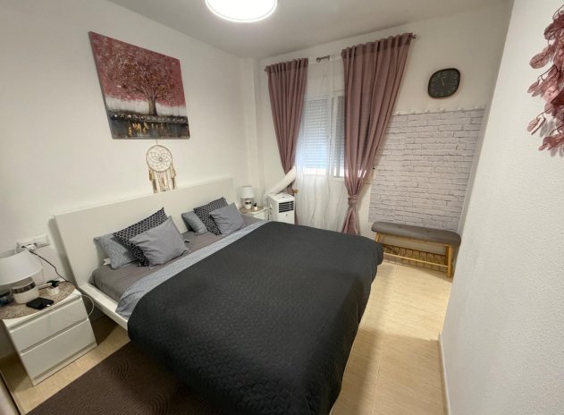 Herverkoop - Appartement - Torrevieja - Playa del Cura