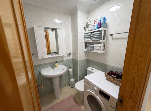 Herverkoop - Appartement - Torrevieja - Playa del Cura
