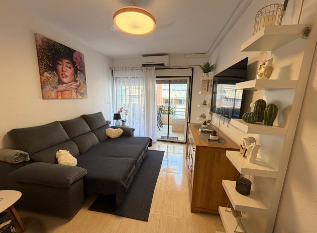 Herverkoop - Appartement - Torrevieja - Playa del Cura